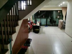 Blk 725 Reservoir View (Bedok), HDB Executive #437969411